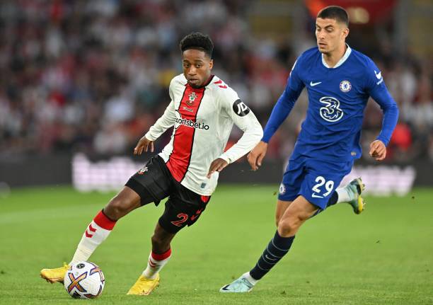 特别是在助 特别是在助