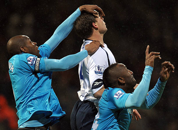 衔中国队出 衔中国队出