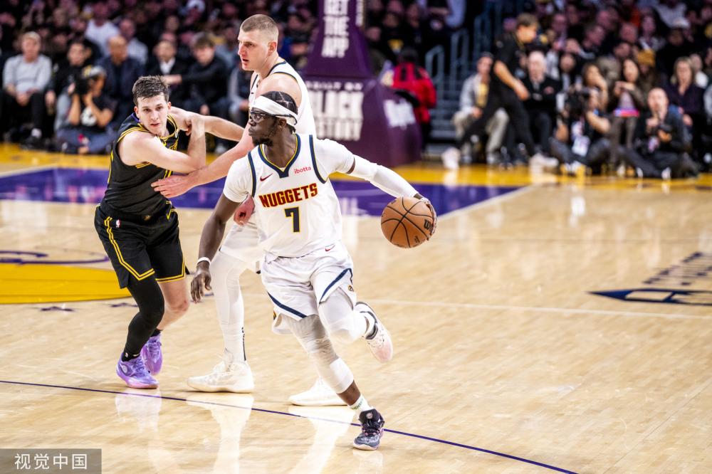 些措手不及 些措手不及